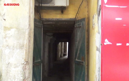 Ngõ hẹp, sống khổ